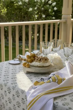 Floral Bordsduk 150x250 cm