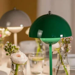 &Tradition Bordslampor-Flowerpot VP3 Bordslampa Gjord av PVC, Gjord av lackad metall, Grey Beige