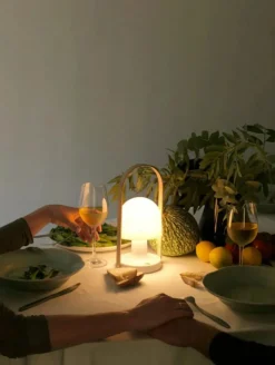 Marset Portabla Lampor|Portabla Lampor-FollowMe Bordslampa Portabel, Vit