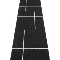 Pappelina Plastmattor-Fred Matta 70x360 cm, Black / Vanilla