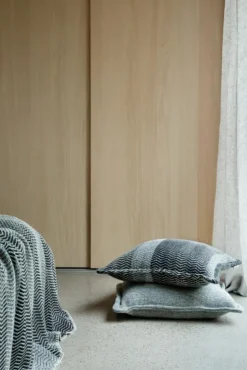 Fri Ullpläd 150x200 cm, Summer Red