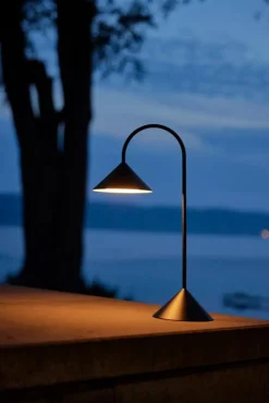 Frandsen Portabla Lampor|Portabla Lampor-Grasp Bordslampa Portabel 47 cm, Matt Beetroot