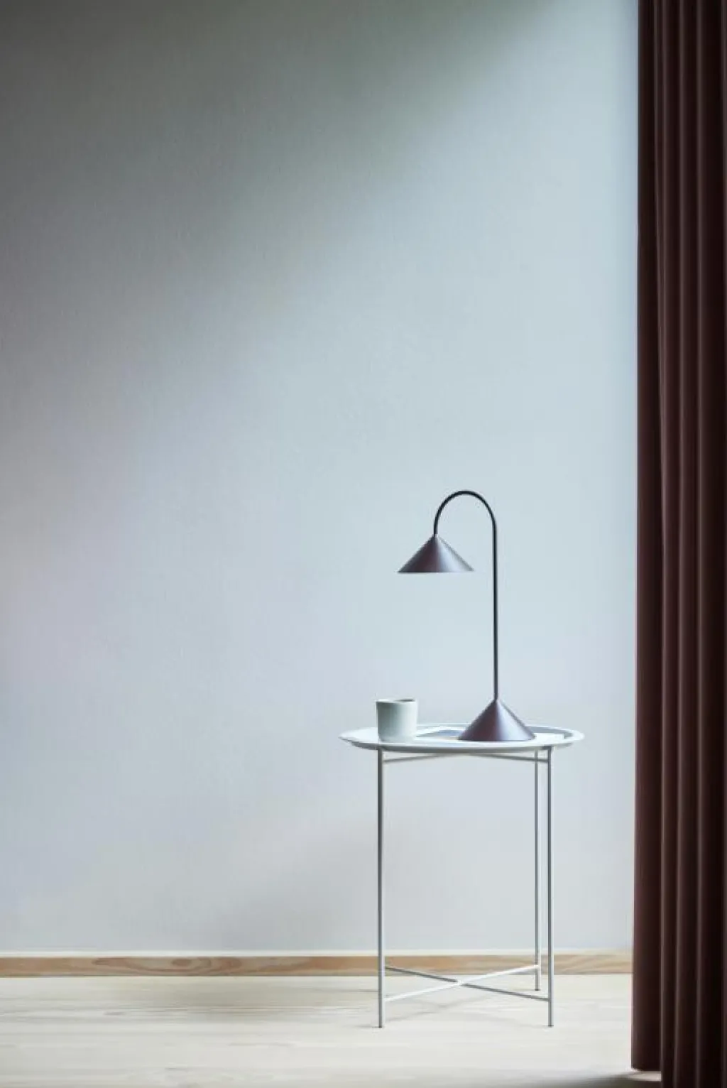 Frandsen Portabla Lampor|Portabla Lampor-Grasp Bordslampa Portabel 47 cm, Matt Beetroot