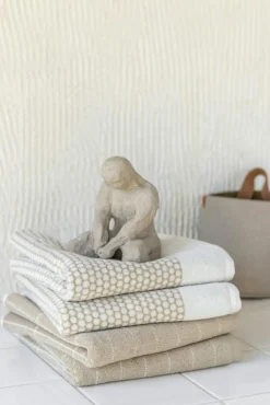 Mette Ditmer Handdukar & Badlakan-Grid Handduk Sand, 100x50 cm