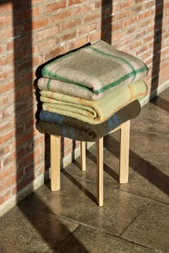 Hübsch Plädar & Filtar-Grid Throw Pläd 140x200 cm,