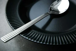 Groovy Djup Tallrik 23 cm, Grå