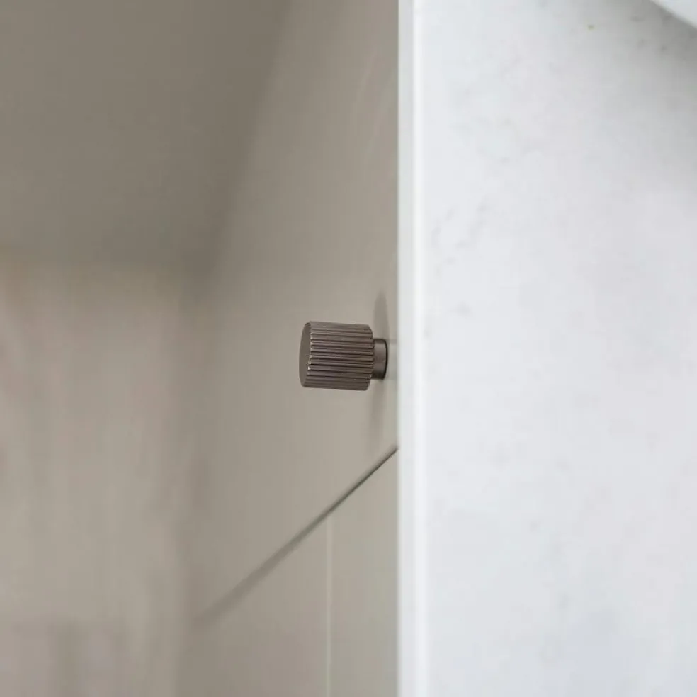 Helix Stripe Knopp, Rostfri look