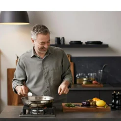 Kitchenware by Tareq Taylor Kryddkvarnar-Himalaya Salt- Och Pepparset 16,5 cm, Svart