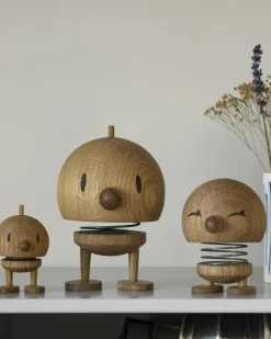 Hoptimist Dekorativa Accessoarer-Bumble Figur S, Rökt Ek