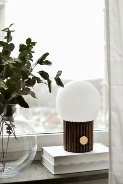 Globen Lighting Bordslampor-Hubble Bordslampa 15 cm, Valnöt