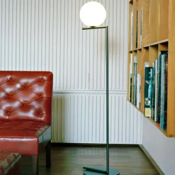 IC Lights F1 Golvlampa, Svart