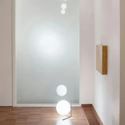 IC Lights T2 Bordslampa, Chrome