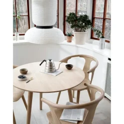 In Between Bord SK3, Oljad Valnöt