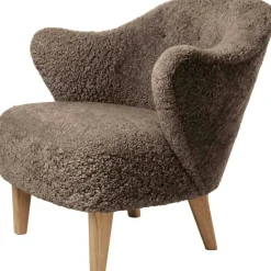 Audo Copenhagen Fåtöljer-Ingeborg Loungefåtölj, Fårskinn Sahara / Naturlig Ek