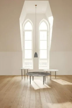 IOI Soffbord Svart / Mässing / Vit Marmor, Ø50 cm