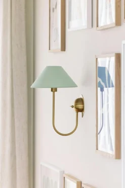 Iris Vägglampa, Blush