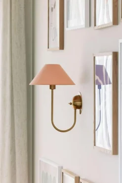 Iris Vägglampa, Blush