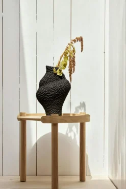 Isla Vas 32 cm, Svart