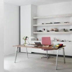 Kaiser Idell 6631-T Luxus Bordslampa, Svart