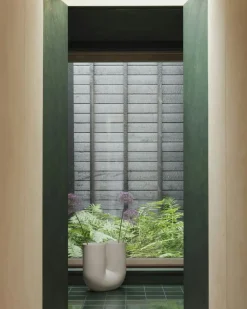 Muuto Vaser-Kink Vas 26 cm, Sand