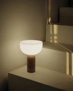 Kizu Bordslampa Portabel, Kunis Breccia