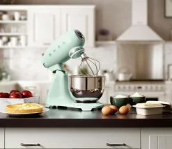 Smeg Matberedare & Assistenter-Köksmaskin 4,8 L, Vit