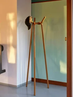 Knit Klädhängare, Svart