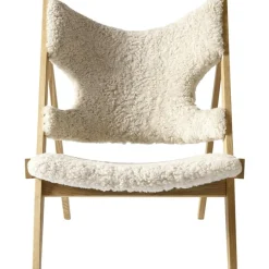 Audo Copenhagen Fåtöljer-Knitting Loungestol, Ek / Fårskinn Curly Nature