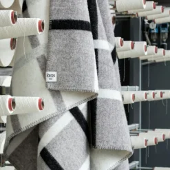 Røros Tweed Plädar & Filtar-Knut Pläd 135x200 cm, Field Green