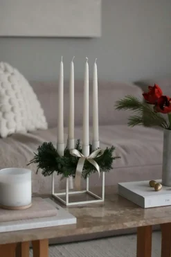 Kubus 4 Ljusstake, Olive