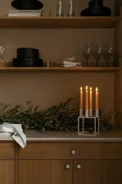 Kubus 4 Ljusstake, Olive