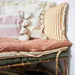 Madam Stoltz Prydnadskuddar & Fodral-Kuddfodral Med Fransar 60x60 cm, Off-White