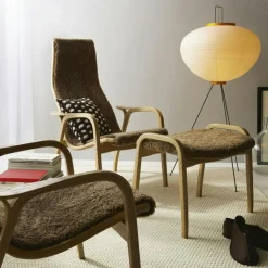 Swedese Fåtöljer-Lamino Fåtölj Med Fotpall Fårskinn, Scandinavian Grey / Lackad Bok