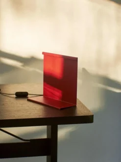 LBM Bordslampa, Tomato Red