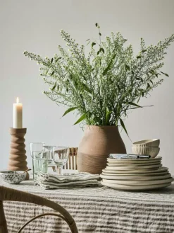 Tell Me More Dukar & Löpare-Leon Bordsduk 145x145 cm,