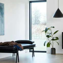 Woud Dagbäddar & Liggfåtöljer-Level Dagbädd, Svart Läder / Svart Ek