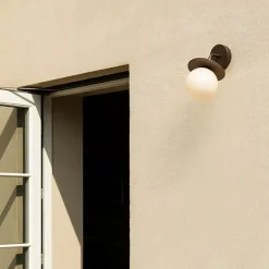 Liila Vägglampa Utomhus, Svart / Klar