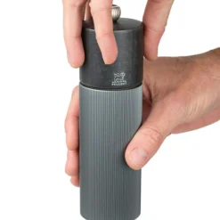 Line Saltkvarn Aluminium/Trä 18 cm, Grå