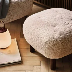 &Tradition Fotpallar|Fåtöljer-Little Petra VB1 Loungestol Set, Fårskinn Moonlight / Valnöt