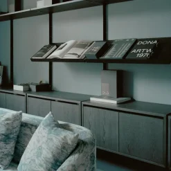 Living Vägghylla Två Låga Skåp Med Dörrar, Ek / Svart