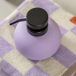 Mette Ditmer Tvålpumpar-Lotus Tvålpump Låg, Svart