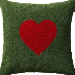 Chhatwal & Jonsson Prydnadskuddar & Fodral-Love Kuddfodral Bouclé 50x50 cm, Skogsgrön / Röd