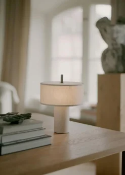 Margin Bordslampa Portabel, Beige