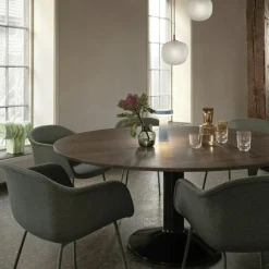 Midst Matbord Ø160 cm, Mörkoljad Ek / Svart