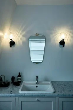 Miira Vägglampa, Mässing / Opal