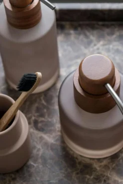 Modest Tvålpump Låg, Kit