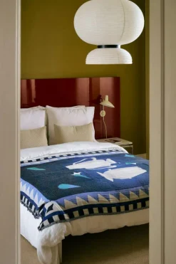 Momento JH46 Pläd 130x180 cm, Midnattsblå