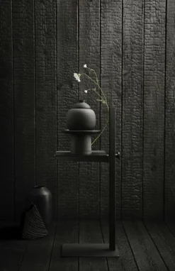 Museum Sidobord, Mörkbrun