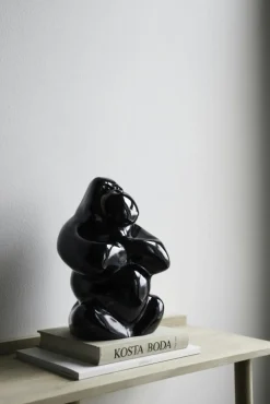 Kosta Boda Skulpturer-My Wide Life Skulptur Gabba Gabba Hey 30,5 cm, Puderrosa