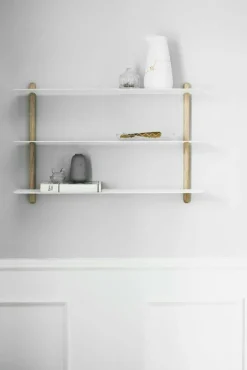 Gejst Vägghyllor-Nivo Vägghylla A, Ljus Ek / Vit